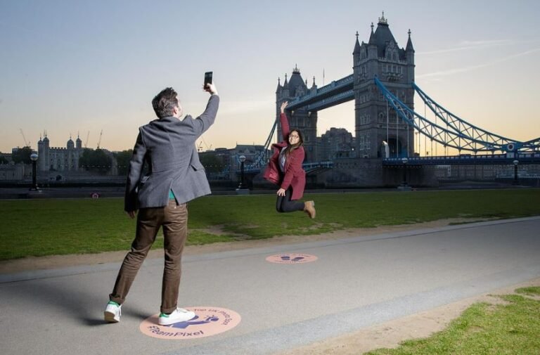 Where is the Most Popular Spot in the World to take a Selfie?