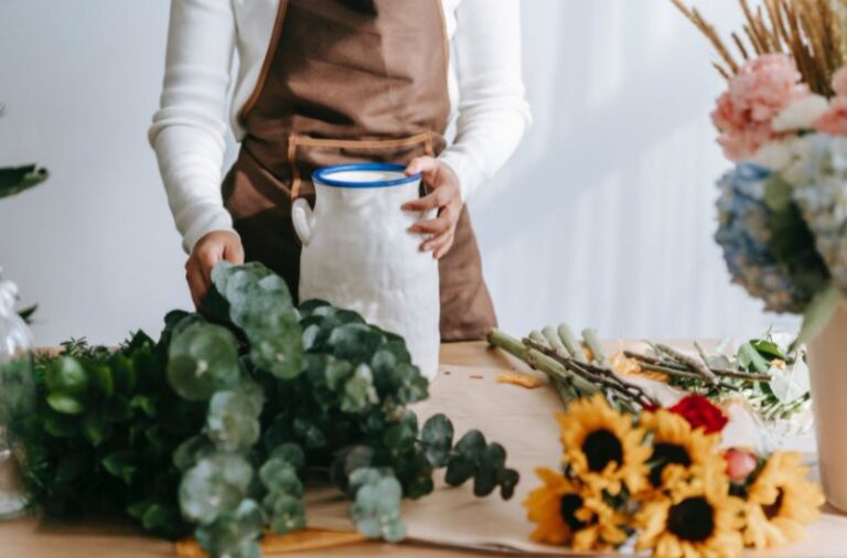 5 Reasons to Give Flowers to Someone Today Shifted Magazine