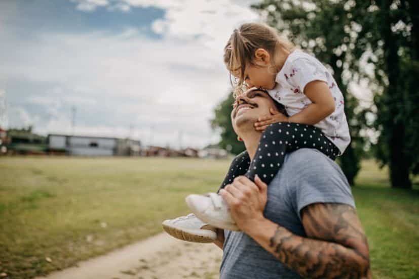  Fatherhood 101: A Quick Cheat Sheet for Dads-to-be