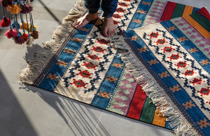 Traditional Rugs