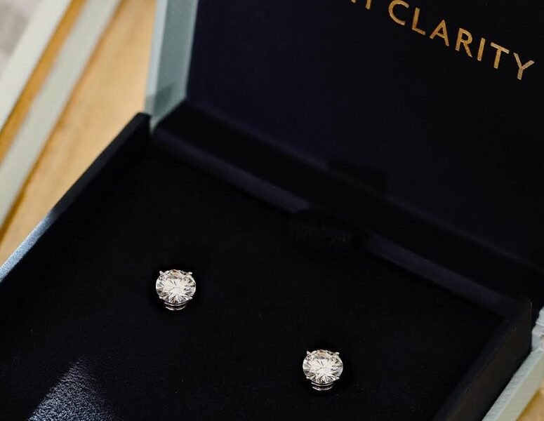 Stud Diamond Earrings – With Clarity