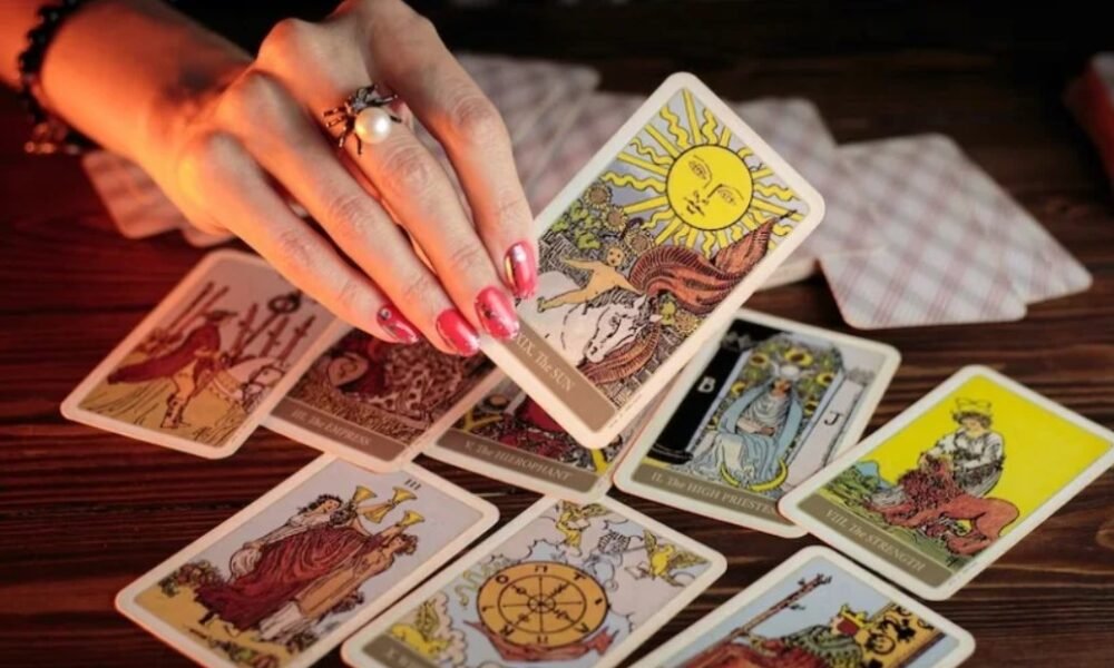 Free Three Card Tarot Reading